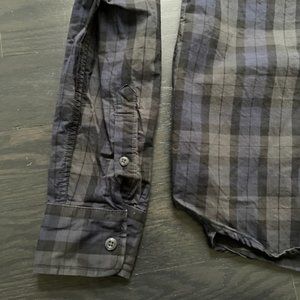 Scotch and Size Medium Button Down